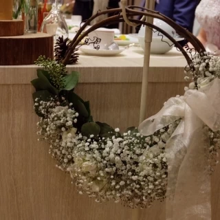 かすみ草のリースブーケ