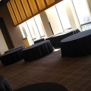 明るい披露宴会場