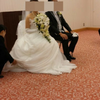 親族の紹介会場 床がカーペットが落ち着いた感じで良かったです