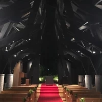 チャペル内
