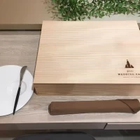 一部の料理は霧の箱入り。