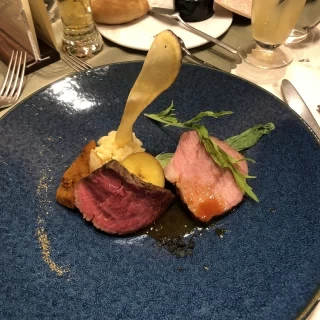 お肉料理