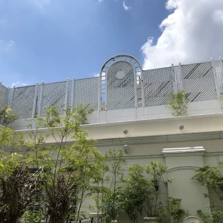 披露宴会場のとなりにあるガーデンチャペル