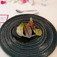 メインのお肉料理