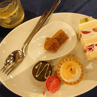 スイーツビュッフェ