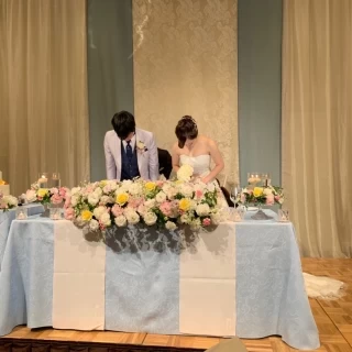 水色を基調としました
