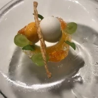 エーデルワイスのジュレ？とても上品で繊細なデザートでした。