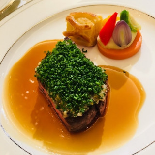 メインの肉料理です