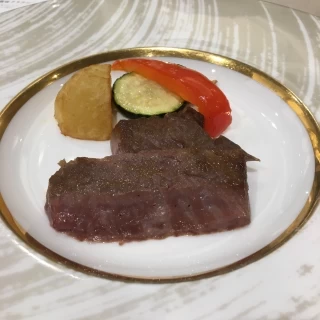 牛フィレ肉、柔らかかったです！