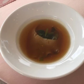フカヒレの姿煮