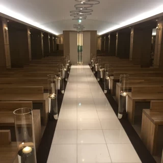 シンプルな会場