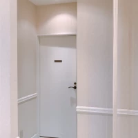 披露宴会場内にトイレがあり移動が短くていいです。