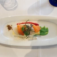 サーモンの前菜