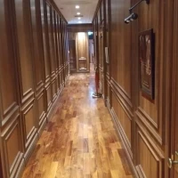 チャペルへの廊下