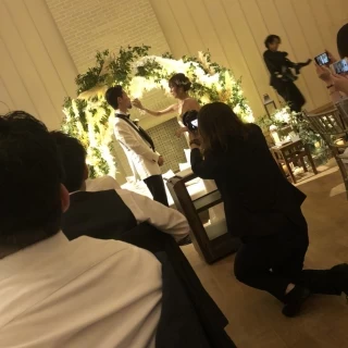 高砂の後ろにあるアーチ