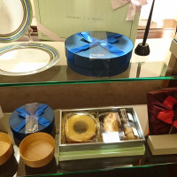 引出物の展示です。