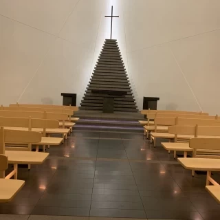 シンプルなチャペル