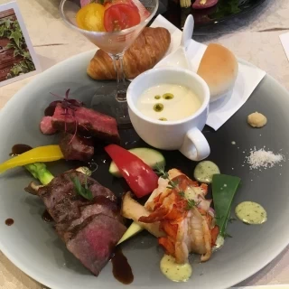フェアでいただいたお料理。メイン