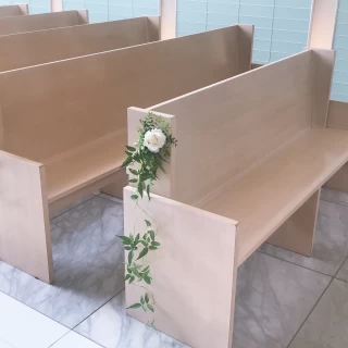 チャペルのゲスト席