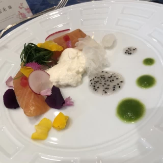 前菜は食べやすいひとくちサイズでちょうどよかったです