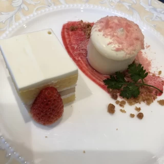 甘すぎなくて美味しいデザートでした