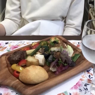 料理、お皿、テーブルコーディネート