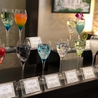 誕生石をテーマにした12種類のカクテル