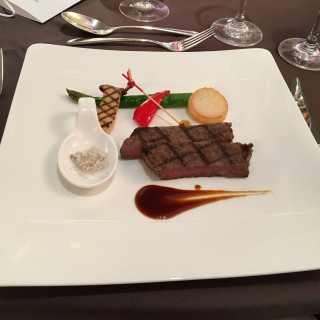 メインのお肉料理
