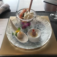 試食
