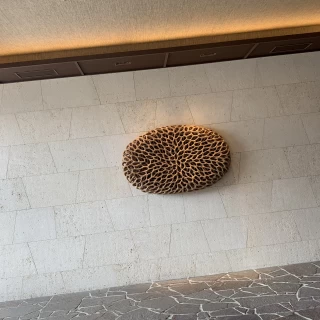 披露宴会場のそばにこのオブジェがあり、ここで写真を撮ります。