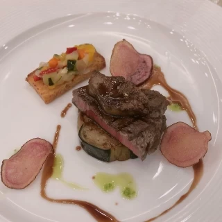 お肉(メイン)
和牛とフォアグラ