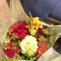 お花も袋に入れてくれました