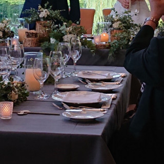 結婚式では珍しいカラーのテーブルクロスがお気に入りでした