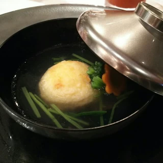 すまし汁トリュフ