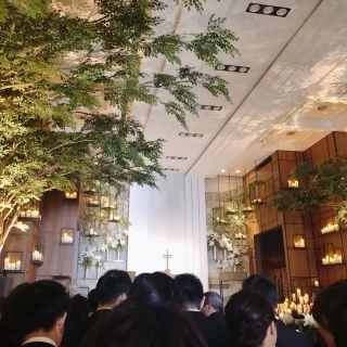 チャペルに木があるのは珍しかった