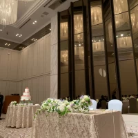 高砂とケーキ
天井が高く、高砂の後ろが素敵
