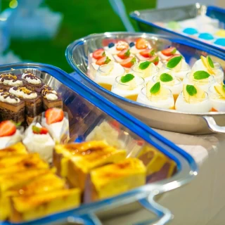 フルーツビュッフェのケーキはどれも美味でした