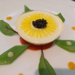 見た目もおいしいお料理