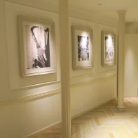 インザボタニカル 入り口前(写真を入れられる額縁)