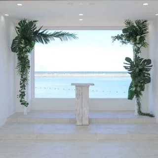 海の見えるチャペル