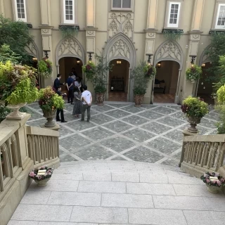フラワーシャワーの場所