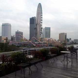 披露宴会場からみなとみらいの景色が楽しめます