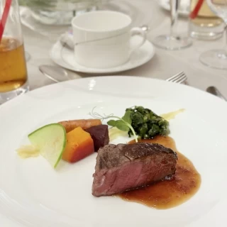 お肉料理