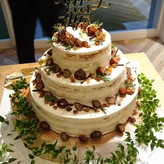 季節感を出すために栗ケーキにしました
