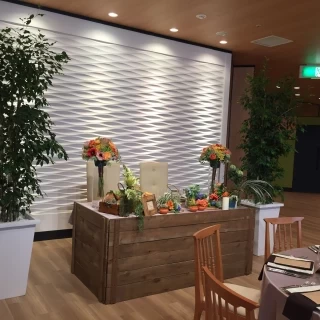 新築でとても綺麗な会場です。