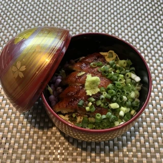最後は締めのご飯、
ひつまぶしでした！