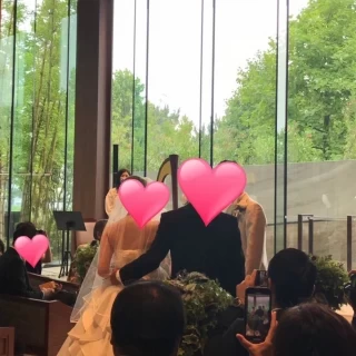 チャペルはガラス張りで陽の光があって綺麗でした