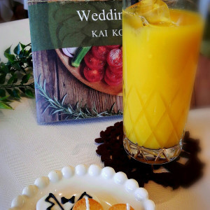 ウェルカムドリンクと可愛い結婚アイシングクッキー|543361さんのKAI KORIYAMA（廻 郡山）の写真(943577)