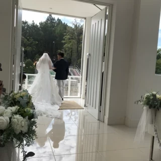 退場