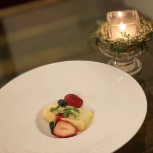 デザートもオシャレ！会場の雰囲気とあっていて○|543476さんのFINCH OF AMAZING DINER（フィンチ オブ アメージング ダイナー）の写真(861643)